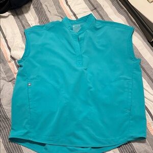 FIGS oasis oversized Rafaela scrub top for women